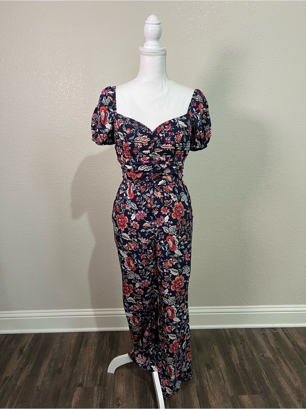 Band of the Free Women’s Size Med Jumpsuit Navy Red Pink Florals Boho Summer - Picture 2 of 11